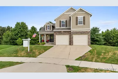 678 Orchard Court NE, Rockford, MI 49341 - Photo 3