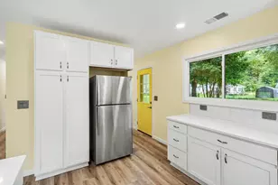 709 11th St, Three Rivers, MI 49093 - Photo 9