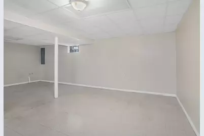 423 S Maple Avenue, Royal Oak, MI 48067 - Photo 15