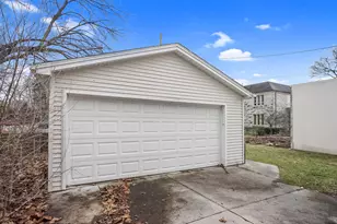 423 S Maple Ave, Royal Oak, MI 48067 - Photo 17