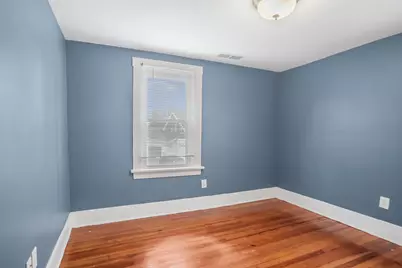 423 S Maple Avenue, Royal Oak, MI 48067 - Photo 9