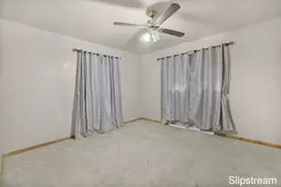 168 E Delaware Ave, Benton Harbor, MI 49022 - Photo 15