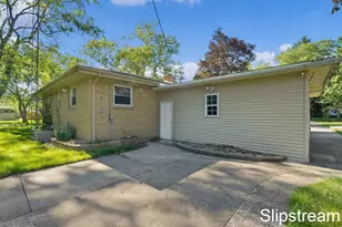 168 E Delaware Ave, Benton Harbor, MI 49022 - Photo 27