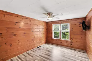 60169 Church St, Grand Junction, MI 49056 - Photo 9
