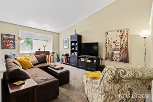 1005 Ironwood Cir NW, Grand Rapids, MI 49534 - Photo 9