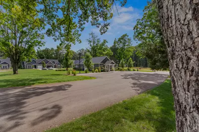 1222 Lochaven Circle, Hillsdale, MI 49242 - Photo 7