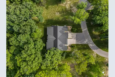 1222 Lochaven Circle, Hillsdale, MI 49242 - Photo 13