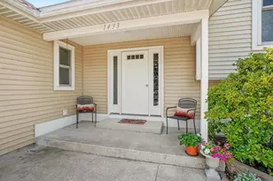 1433 Hillridge Way, Zeeland, MI 49464 - Photo 3