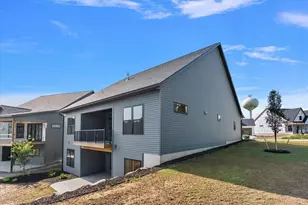 3409 Broadleaf Ln, Jenison, MI 49428 - Photo 101