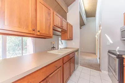 2405 Packard Street #40D, Ann Arbor, MI 48104 - Photo 25