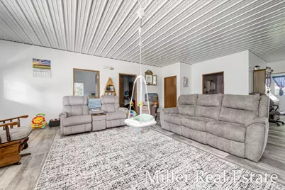 9607 S Barryville Road, Dowling, MI 49050 - Photo 9
