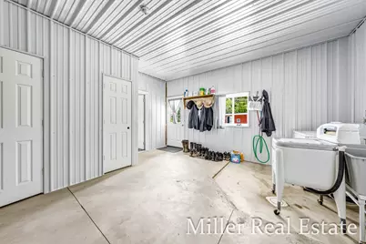 9607 S Barryville Road, Dowling, MI 49050 - Photo 17