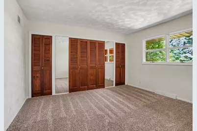 1049 Lincoln Road, Allegan, MI 49010 - Photo 15