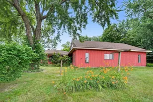 1049 Lincoln Rd, Allegan, MI 49010 - Photo 27