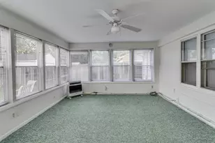 79 S Cedar Ave, Battle Creek, MI 49037 - Photo 11