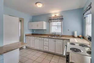 79 S Cedar Ave, Battle Creek, MI 49037 - Photo 7