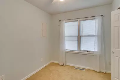 79 S Cedar Avenue, Battle Creek, MI 49037 - Photo 13