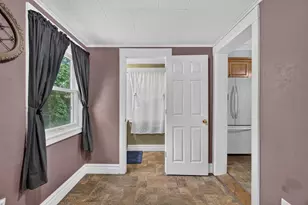 916 Lincoln St, Jackson, MI 49202 - Photo 29