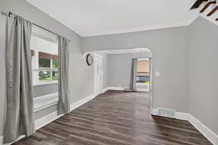 916 Lincoln St, Jackson, MI 49202 - Photo 15