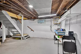 916 Lincoln St, Jackson, MI 49202 - Photo 41