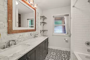 1130 S Shore Dr, Holland, MI 49423 - Photo 9