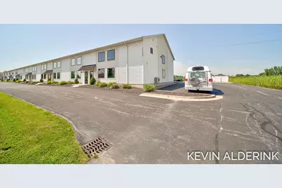 11555 Crossings Court, Holland, MI 49424 - Photo 35