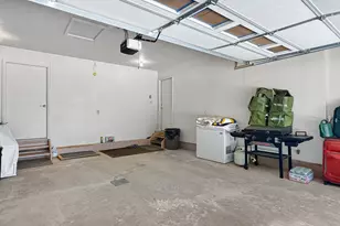 402 Indiana Ave, Cadillac, MI 49601 - Photo 41