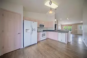 6261 Maplehurst Dr, Ypsilanti, MI 48197 - Photo 11