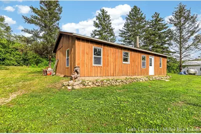 3062 W Cloverdale Road, Delton, MI 49046 - Photo 29