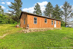 3062 W Cloverdale Rd, Delton, MI 49046 - Photo 29