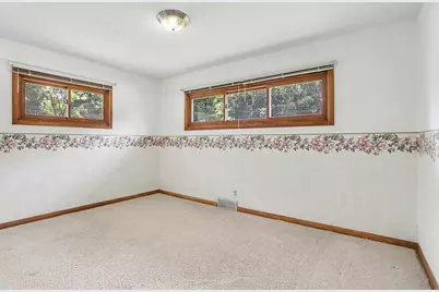 243 Briar Hill Drive, Battle Creek, MI 49015 - Photo 13