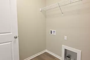 6596 SW Bellflower Dr SW, Zeeland, MI 49464 - Photo 15