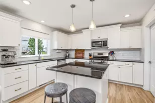 7930 Verona Dr SW, Byron Center, MI 49315 - Photo 11