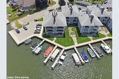 400 Lakeview Court #01A, Spring Lake, MI 49456 - Photo 3