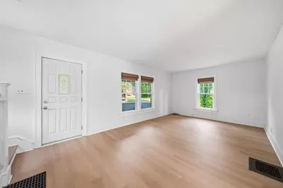 114 S Wisner Street, Jackson, MI 49203 - Photo 11