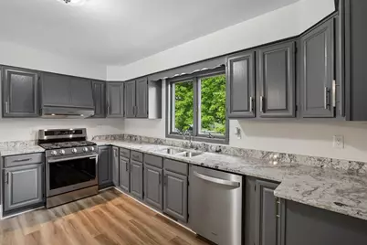 990 Centennial Avenue, Ypsilanti, MI 48198 - Photo 17