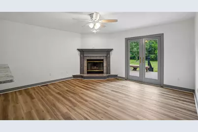 990 Centennial Avenue, Ypsilanti, MI 48198 - Photo 9