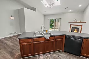 934 Wright Ln, Milan, MI 48160 - Photo 11