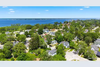 1889 Robinson Street, Muskegon, MI 49441 - Photo 41