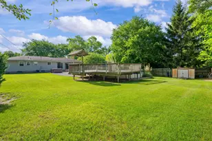 2214 Lynn Dr, Saint Joseph, MI 49085 - Photo 27