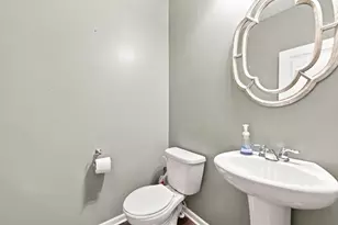 5887 Strawberry Cir, Commerce Township, MI 48382 - Photo 27