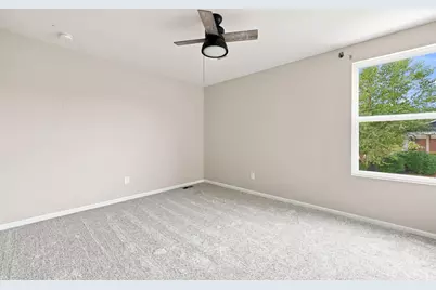 5887 Strawberry Circle, Commerce Township, MI 48382 - Photo 31
