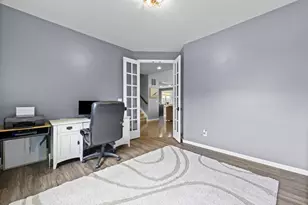 5887 Strawberry Cir, Commerce Township, MI 48382 - Photo 19