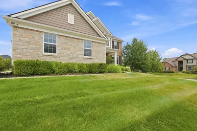 5887 Strawberry Circle, Commerce Township, MI 48382 - Photo 55