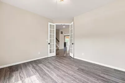 5887 Strawberry Circle, Commerce Township, MI 48382 - Photo 15