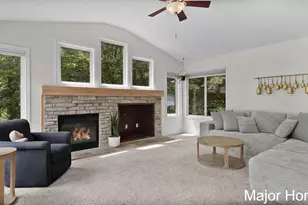 3480 Meadow Grove Dr SE, Kentwood, MI 49512 - Photo 15