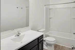 31550 Pine Ridge Cir, Lawton, MI 49065 - Photo 19
