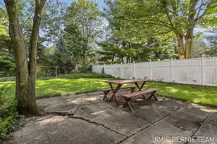 131 E 31st St, Holland, MI 49423 - Photo 61