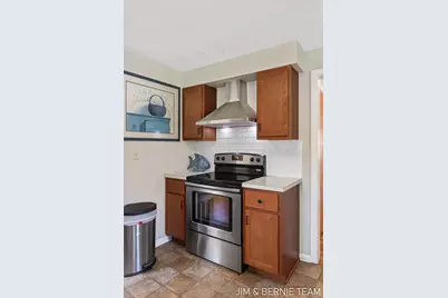 131 E 31st Street, Holland, MI 49423 - Photo 25