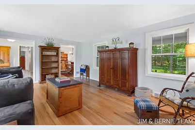 131 E 31st Street, Holland, MI 49423 - Photo 11